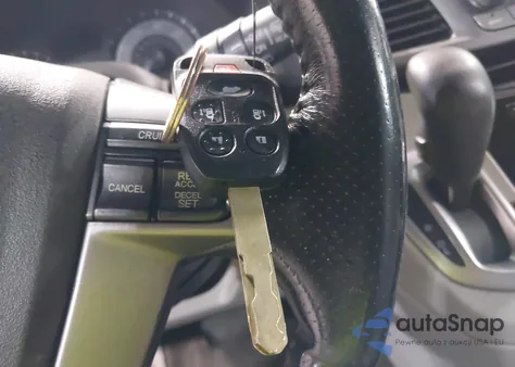 2011 Honda Odyssey Ex-L from USA, damaged, VIN 5FNRL5H60BB019818